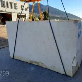 BEIGE VRATZA LIMESTONE