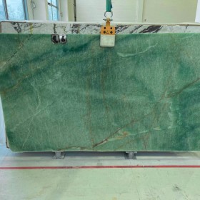 QUARZITE VERDE (EMERALD GREEN)  2 cm
