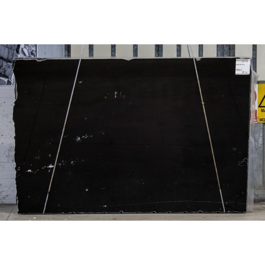 GLOSS BLACK