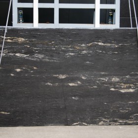 BLACK COSMIC  2 cm
