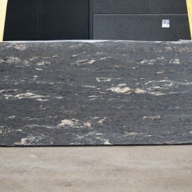 BLACK COSMIC  1 cm