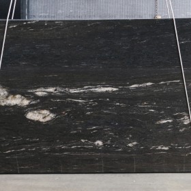 BLACK COSMIC  3 cm