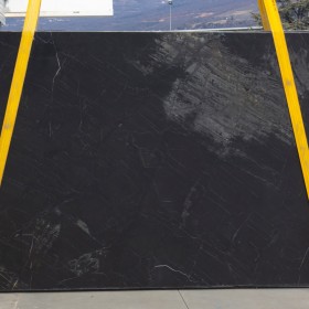 QUARZITE NERA  3 cm