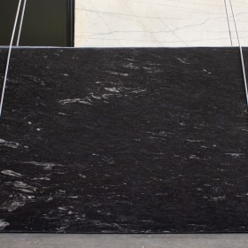 BLACK COSMIC  3 cm