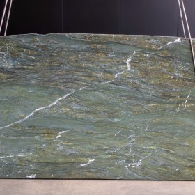 GREEN RIVER  2 cm