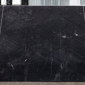 QUARZITE MARQUINA  2 cm