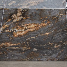 MAGMA BLACK  2 cm