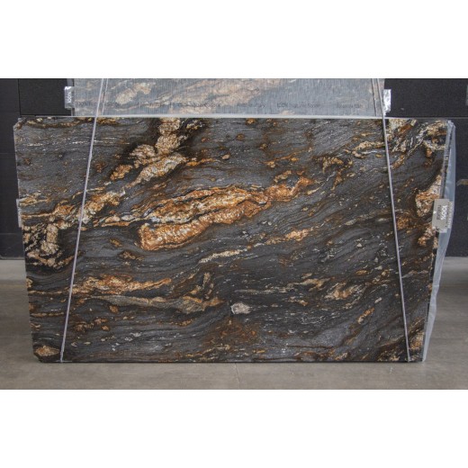 MAGMA BLACK