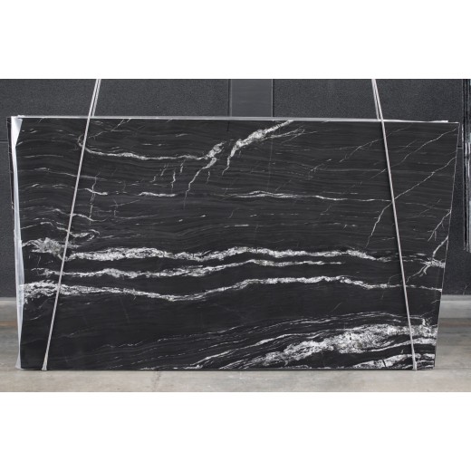 BELVEDERE WHITE VEIN