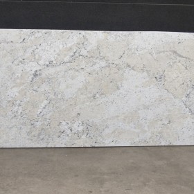 FANTASTIC WHITE  2 cm