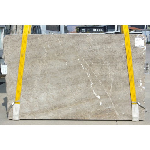FIOR DI BOSCO / ETRUSCAN GREY 