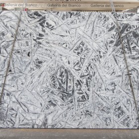 ICE FLAKES  2 cm