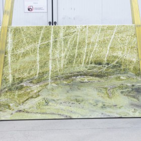 IRISH GREEN  2 cm