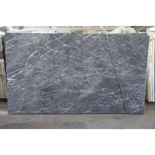GRIGIO CARNICO