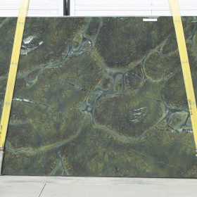 QUARZITE VITORIA REGIA  2 cm