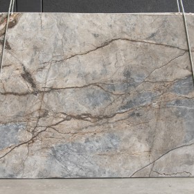 SILVER ROOTS  2 cm
