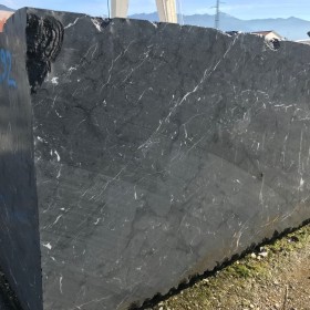 NERO MARQUINA