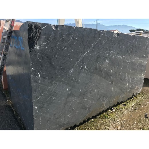 NERO MARQUINA