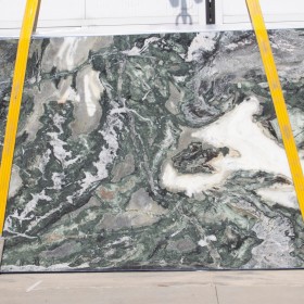 PANGEA GREEN  2 cm