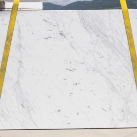CALACATTA MIELE  2 cm